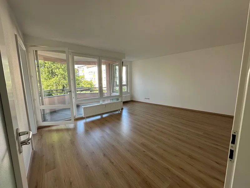 Hell & gut geschnittene 3-Zimmer-Wohnung mit Balkon in Berlin-Friedrichsfelde — photo 1